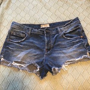 Cut off jean shorts